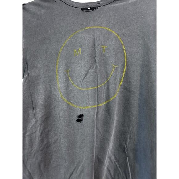 Distressed With Holes Montana Smiley Face Tshirt Large Grey Gray NWT - Picture 2 of 8